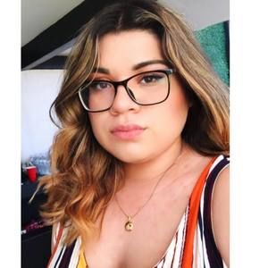 Meet your Posher, Alexia